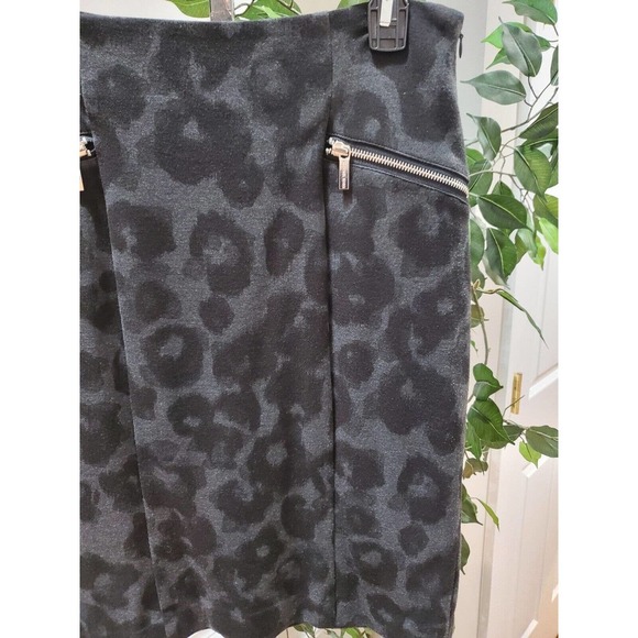 Michael Kors Womens Gray Leopard Print Polyester Side Zipper Pencil Skirt Size 6 - Picture 3 of 12